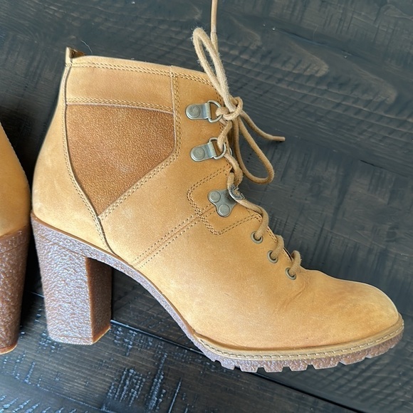 Timberland Glancy Field Ankle Boots 3.5” Heels Leather Lace Up in Wheat Nubuck - Picture 8 of 16